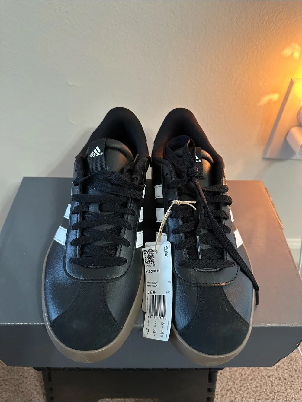 Adidas VL Court 3.0 Low, Women’s Sneakers with White Three Stripes and Gum Sole